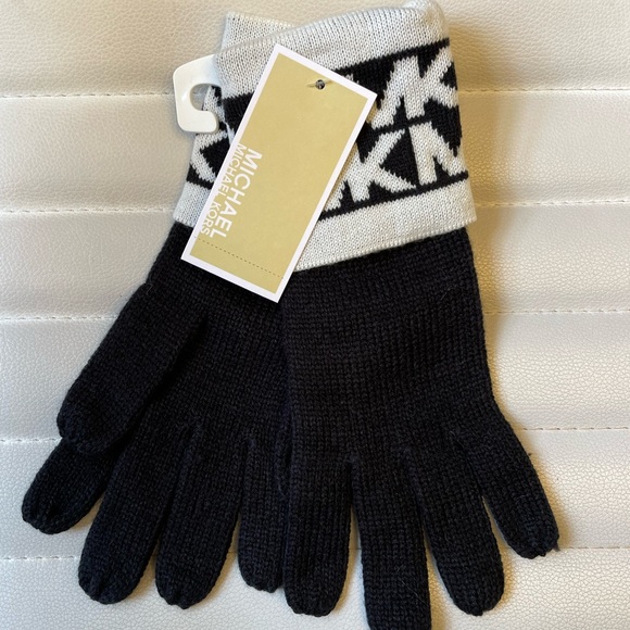 Michael Kors Cream Off White Black Banded MK Logo Monogram Gloves NWT - Picture 3 of 6
